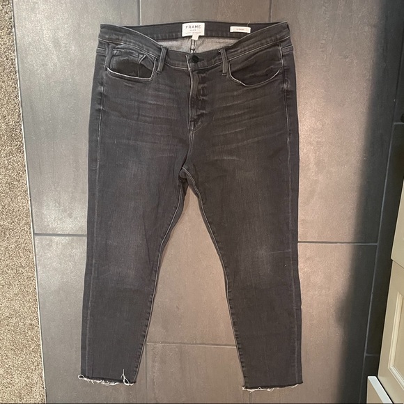 Frame “Le Garçon” Jeans - Picture 3 of 9